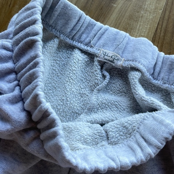 Brandy Melville light grey erica sweatpants - Picture 2 of 2